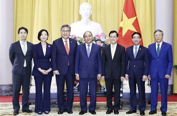President Nguyen Xuan Phuc calls for more ODA from RoK