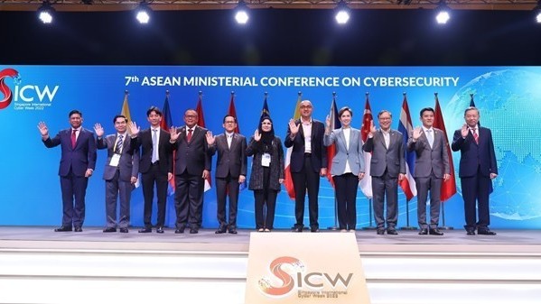 Vietnam attends Singapore Int'l Cyber Week, ASEAN Ministerial Conference on Cybersecurity