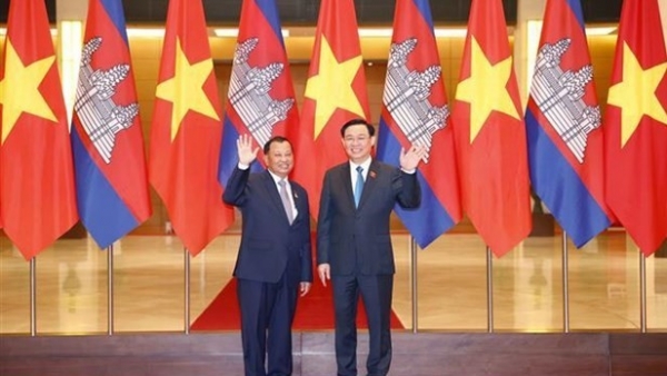 Cambodian Senate President Samdech Say Chhum wraps up Vietnam visit