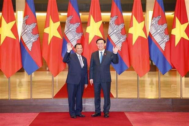 Review on external affairs from Oct.24-30: General Secretary left to visit China; Deepening Vietnam-Cambodia cooperation Review on external affairs from Oct.24-30: General Secretary left to visit China; Deepening Vietnam-Cambodia cooperation