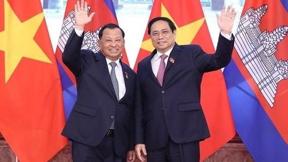 PM Pham Minh Chinh hosts President of Cambodian Senate Samdech Say Chhum