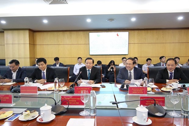 Bộ trưởng Bộ Tài nguyên và Môi trường Trần Hồng Hà phát biểu tại cuộc họp. (Nguồn: baotainguyenmoitruong.vn)