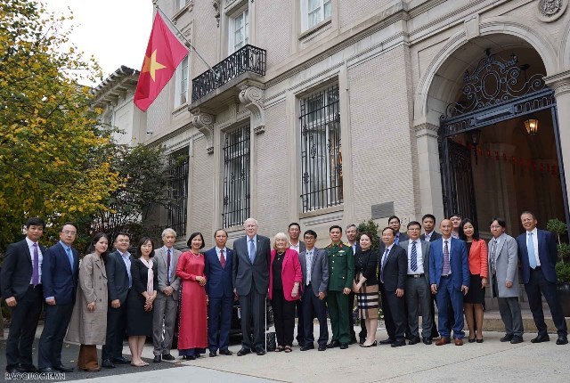 Senator Patrick Leahy pledges more contributions to Vietnam-US relations