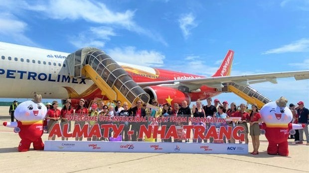 Khanh Hoa welcomes first direct flight from Kazakhstan