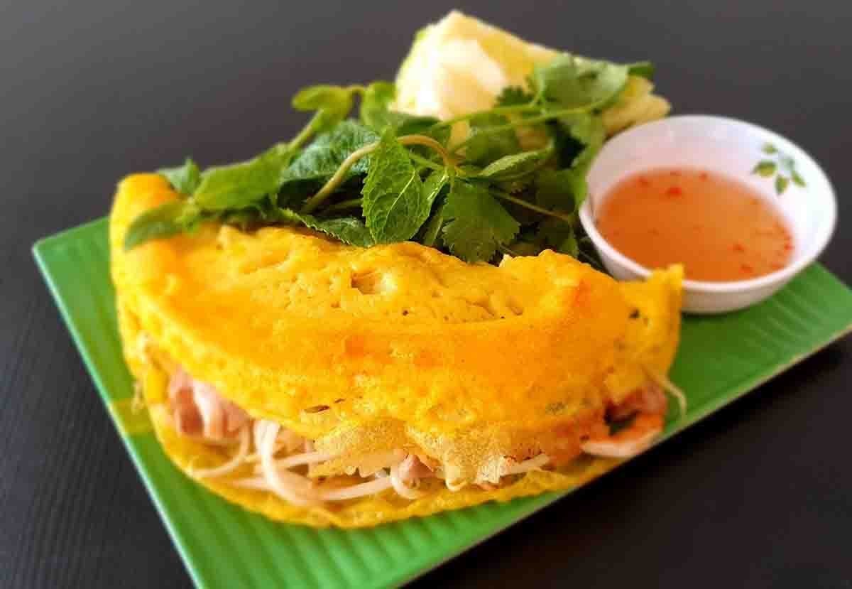 Cassava Cake (Banh Khoai Mi Nuong) - Recipe with Video - RunAwayRice