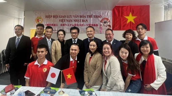 State Commission for Overseas Vietnamese Affairs' delegation meets with OVs in Japan