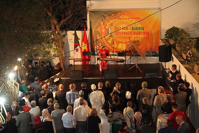 Ceremony marked 60th anniversary of Vietnam - Algeria diplomatic ties in Algiers