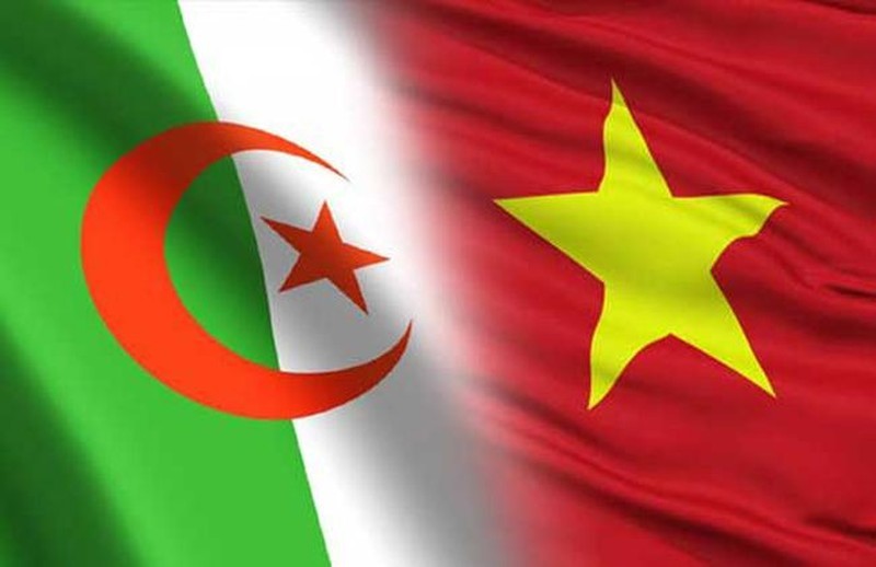 Greetings sent to Algeria on National Day