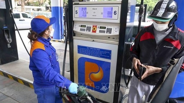Petrol prices record third consecutive increase
