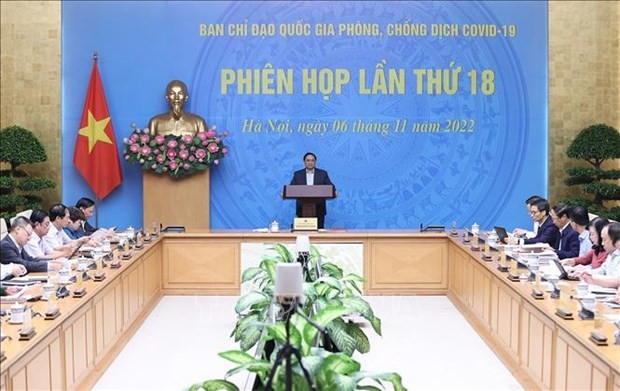 Prime Minister Pham Minh Chinh speaks at the meeting. (Source: VNA)