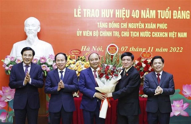 President Nguyen Xuan Phuc receives Party membership badge