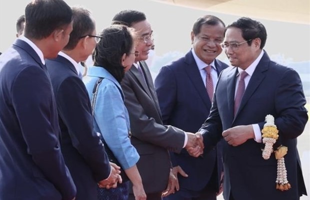 Prime Minister Pham Minh Chinh begins official visit to Cambodia