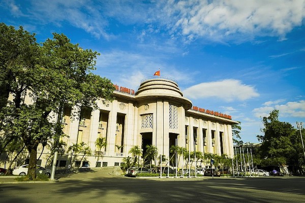 SBV asks to issue revised decree on foreign ownership cap at Vietnamese banks