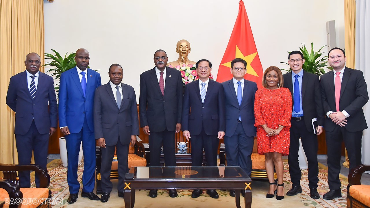 Foreign Minister hosted a reception for Angolan MOFA's Secretary of State