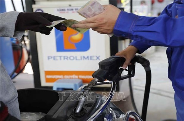 Petrol prices drop after four consecutive hikes