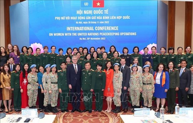UN Under-Secretary-General for Peace Operations Jean-Pierre Lacroix (front, ninth from left), Deputy Defence Minister Hoang Xuan Chien (front, 10th from left), and other participants in the conference in Hanoi on November 26. (Source: VNA)