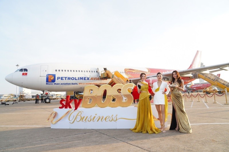 Vietjet wins tripple crown for best customer values and excellent inflight services