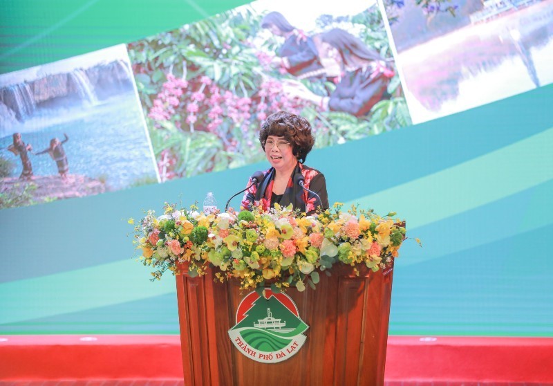 Ms. Thai Huong speaks at the conference (Photo: TH).
