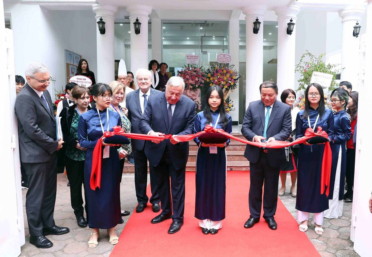 Senate President Gérard Larcher inaugurates new headquarters of French Institute in Vietnam