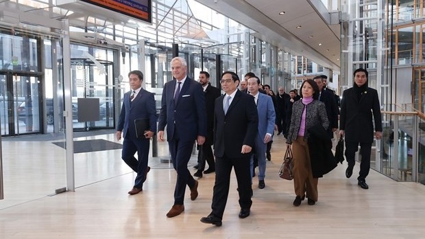 Vietnam wishes to foster cooperation with the EIB: Prime Minister