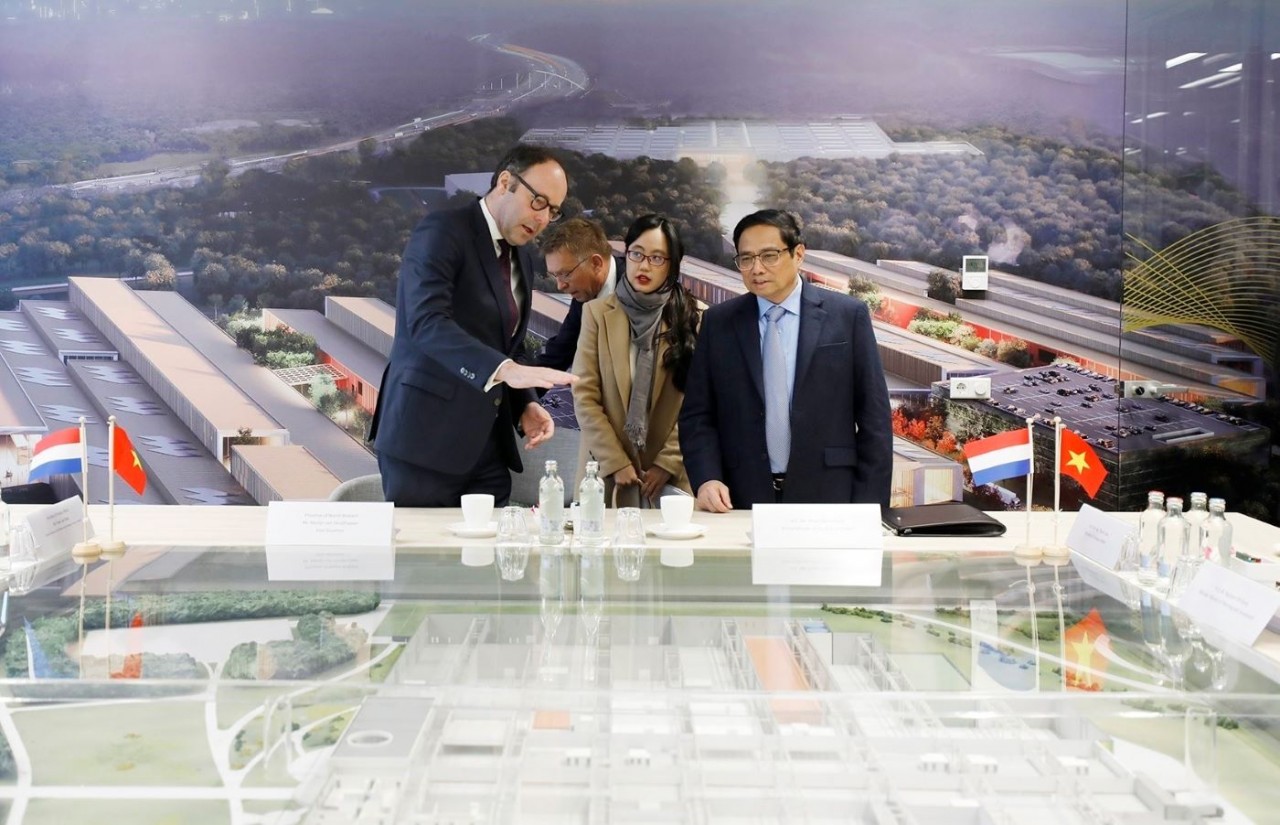 PM calls for Netherlands’ assistance in hi-tech park development | Business | Vietnam+ (VietnamPlus)