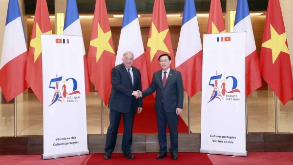 French Senate President Gérard Larcher wrapped up Vietnam visit