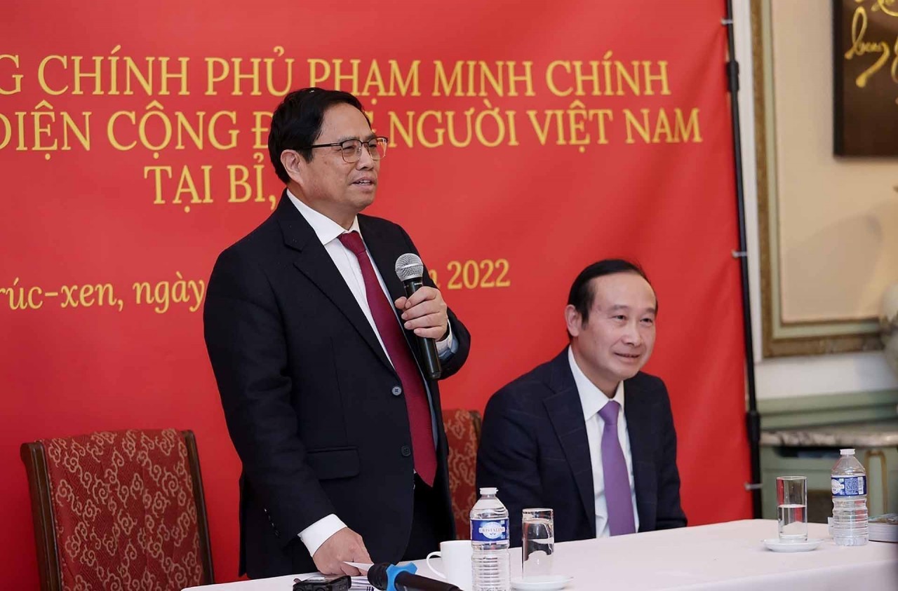 Prime Minister meets Vietnamese community in Belgium, European countries