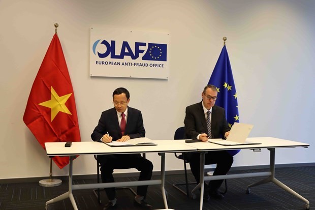 Vietnam, Europe boost cooperation in tackling trade frauds