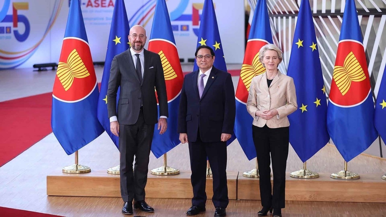 Prime Minister Pham Minh Chinh attends ASEAN-EU Commemorative Summit in Brussels