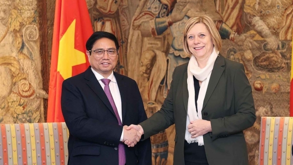 Prime Minister Pham Minh Chinh meets President of Belgian Chamber of Representatives