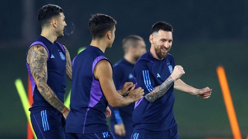 Stage set for clash of titans as Argentina take on France in World Cup final