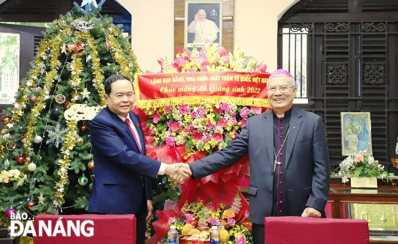 NA Vice Chairman extends Christmas greetings 2022 to Catholics in Da Nang