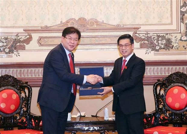 Ho Chi Minh City, RoK’s Busan city promote stronger ties