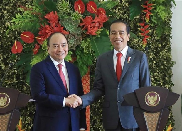 Vietnam, Indonesia Presidents hold talks, aiming to reach 15 billion USD trade before 2028