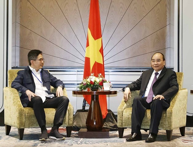 President Nguyen Xuan Phuc calls for more Indonesian investments