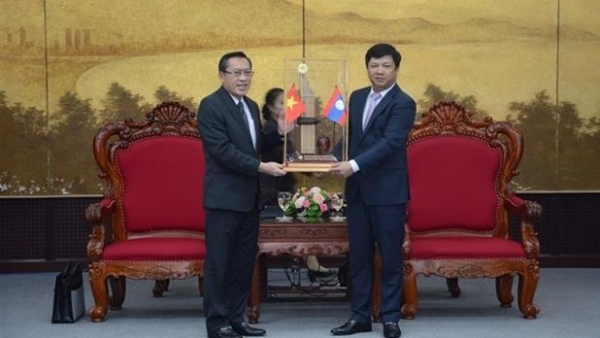 Da Nang, Lao  province  Salavan look to step up cooperation