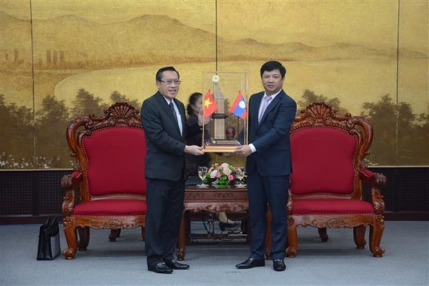 Da Nang, Lao  province  Salavan look to step up cooperation
