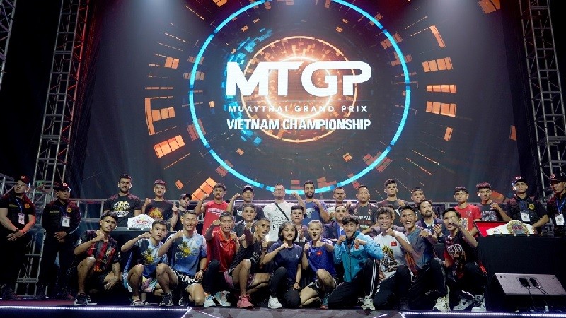 Four Vietnamese fighters win silver belts in first Muay Thai Grand Prix. Muay Thai Grand Prix brings together many strong domestic and foreign athletes. (Source: VOV)