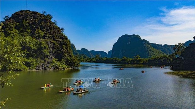 Vietnam earns over 400 mln USD from tourism during New Year holiday Vietnam earns over 400 mln USD from tourism during New Year holiday
