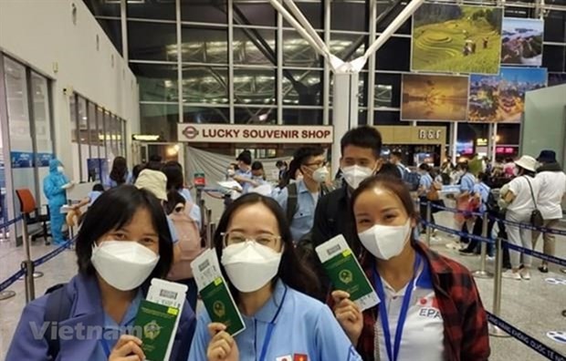Vietnam sends 142,000 workers abroad last year Vietnam sends 142,000 workers abroad last year