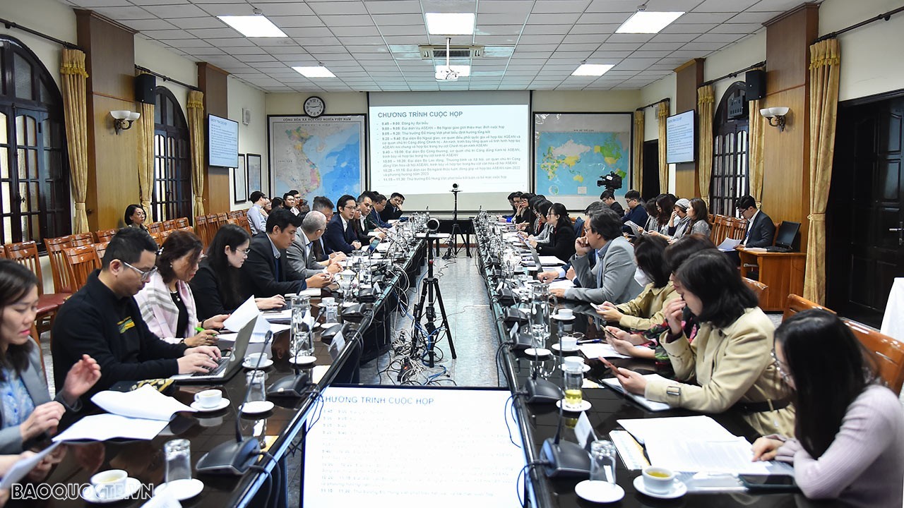 MOFA chaired inter-sectoral meeting to review Vietnam’s participation in ASEAN in 2022