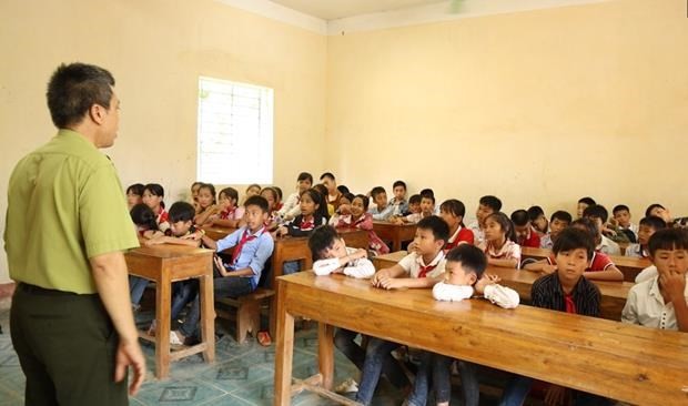 Children in a class organised by the Cuc Phuong conservation club. (Photo: VietnamPlus)