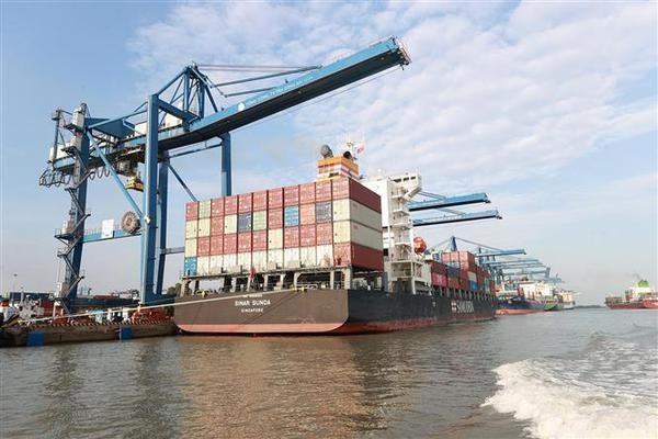 Prime Minister Pham Minh Chinh launches operations of Tan Cang-Cat Lai Port