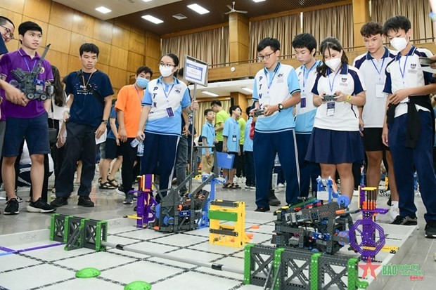 Vietnam to send 20 teams to VEX Robotics World Championship in Texas