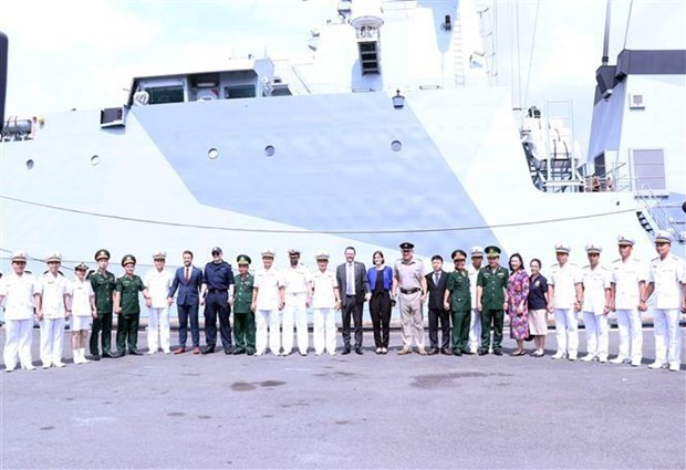 HMS Spey, British Royal Naval patrol vessel, pays friendly visit to Ho Chi Minh City