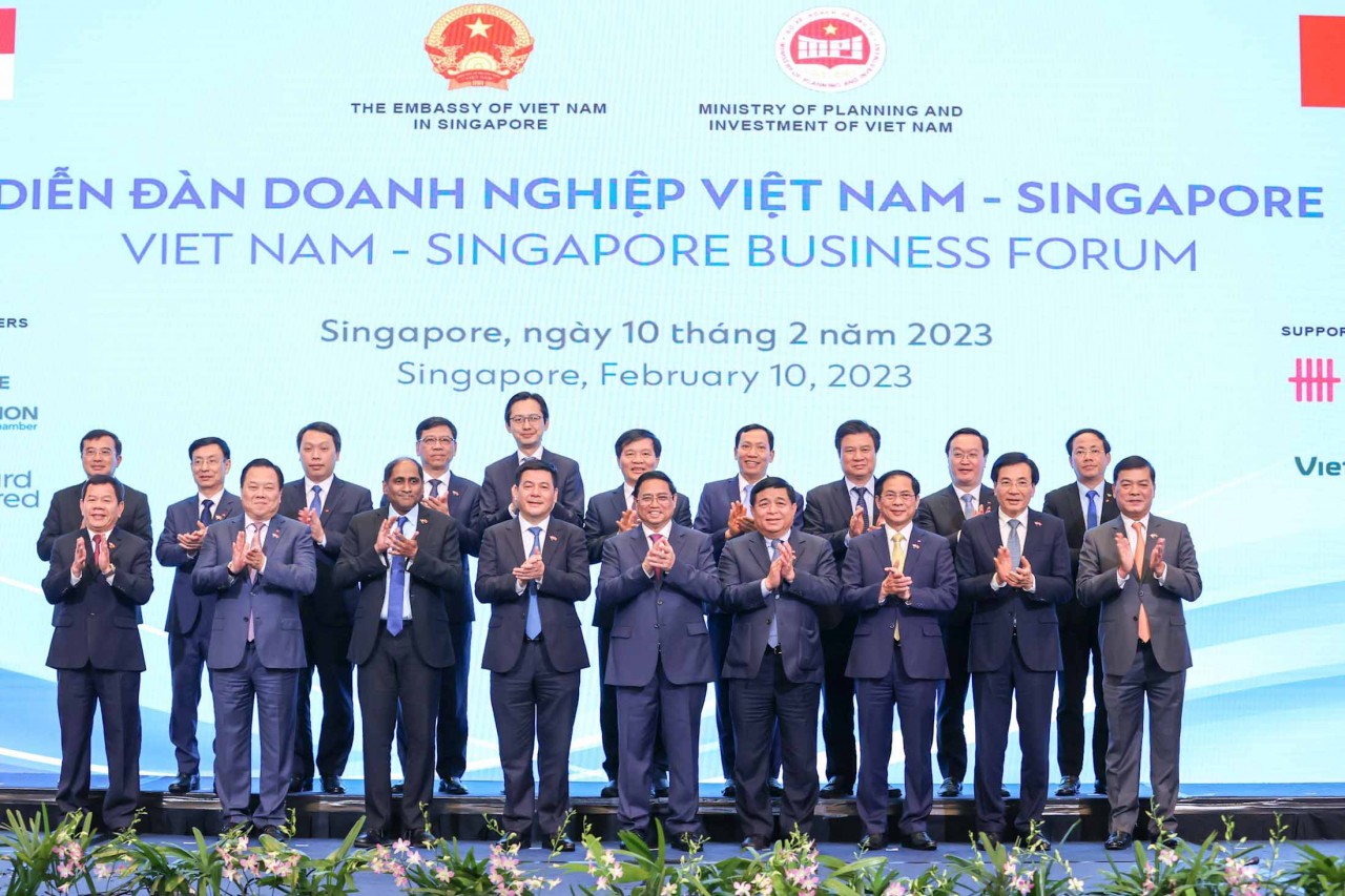 Enhancing VN-Singapore ties makes positive effect on investment environment: Singaporean view
