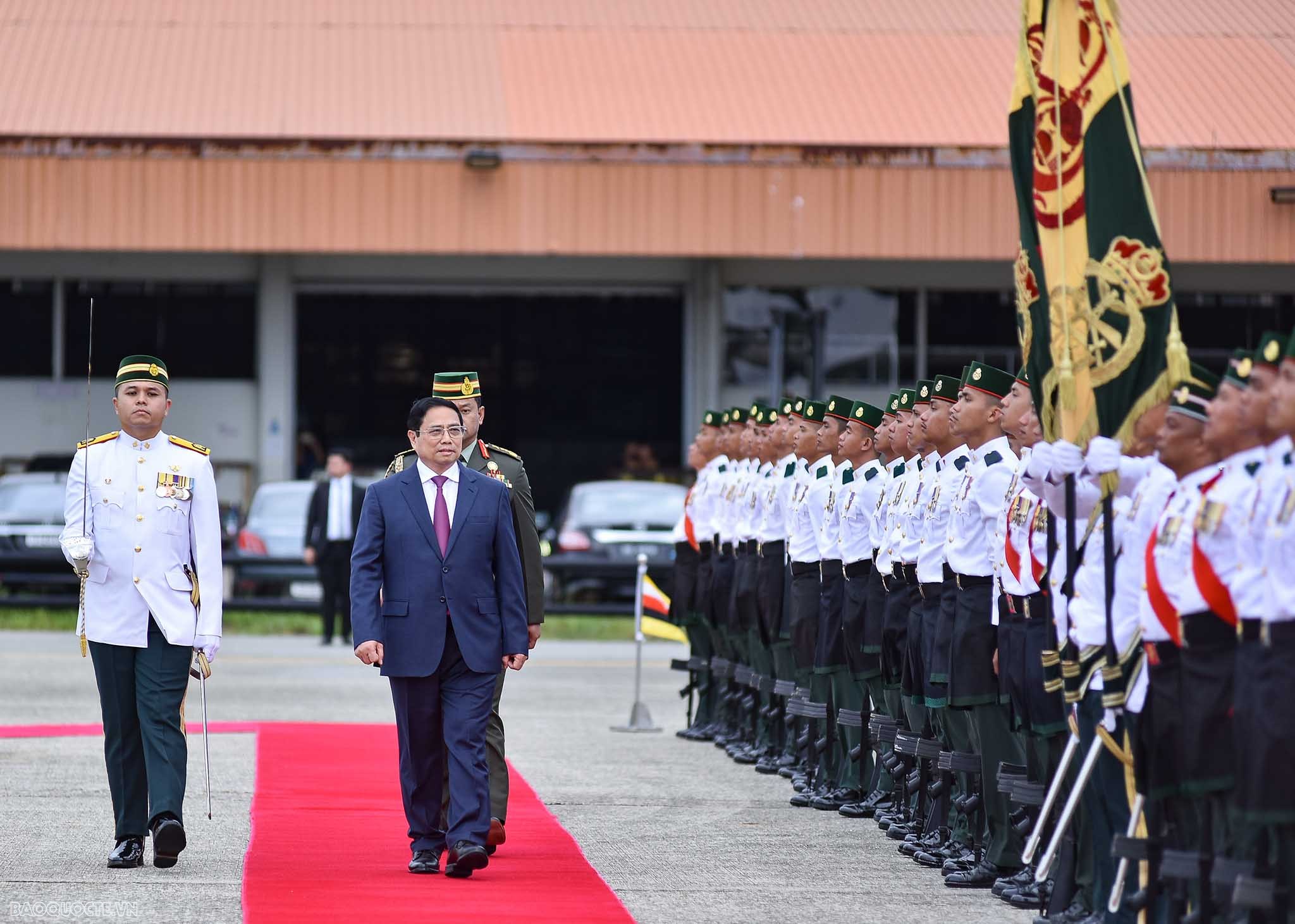 Official welcome ceremony held for Prime Minister Pham Minh Chinh in Brunei