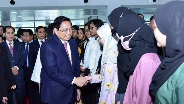 Prime Minister Pham Minh Chinh visits University of Brunei Darussalam