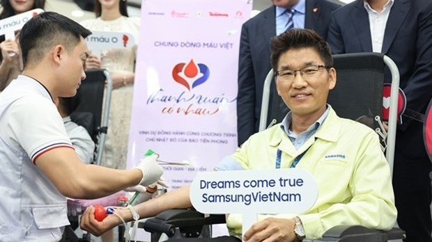 Samsung Vietnam launches blood donation activities - Red Sunday 2023