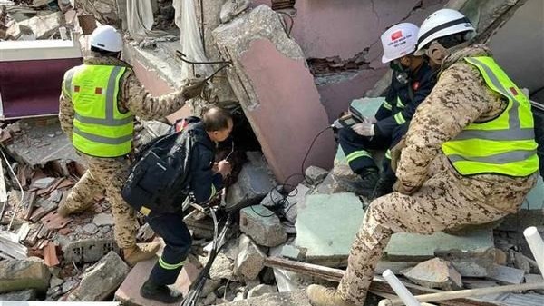 Vietnamese military rescue teams discover locations of earthquake victims  in Turkey